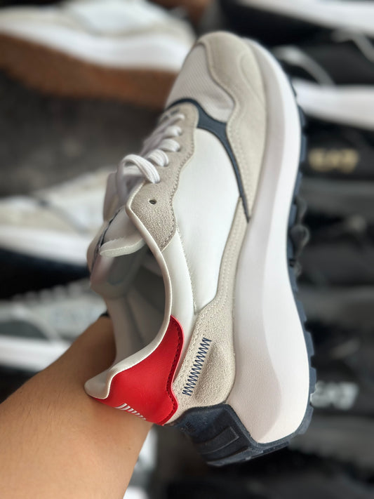 Emporio Armani 2026 Blanco/Rojo