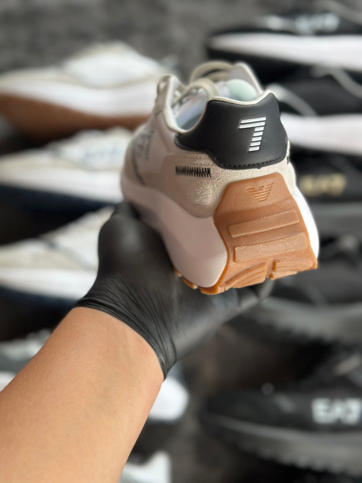 Emporio Armani 2026 Blanco/Beige