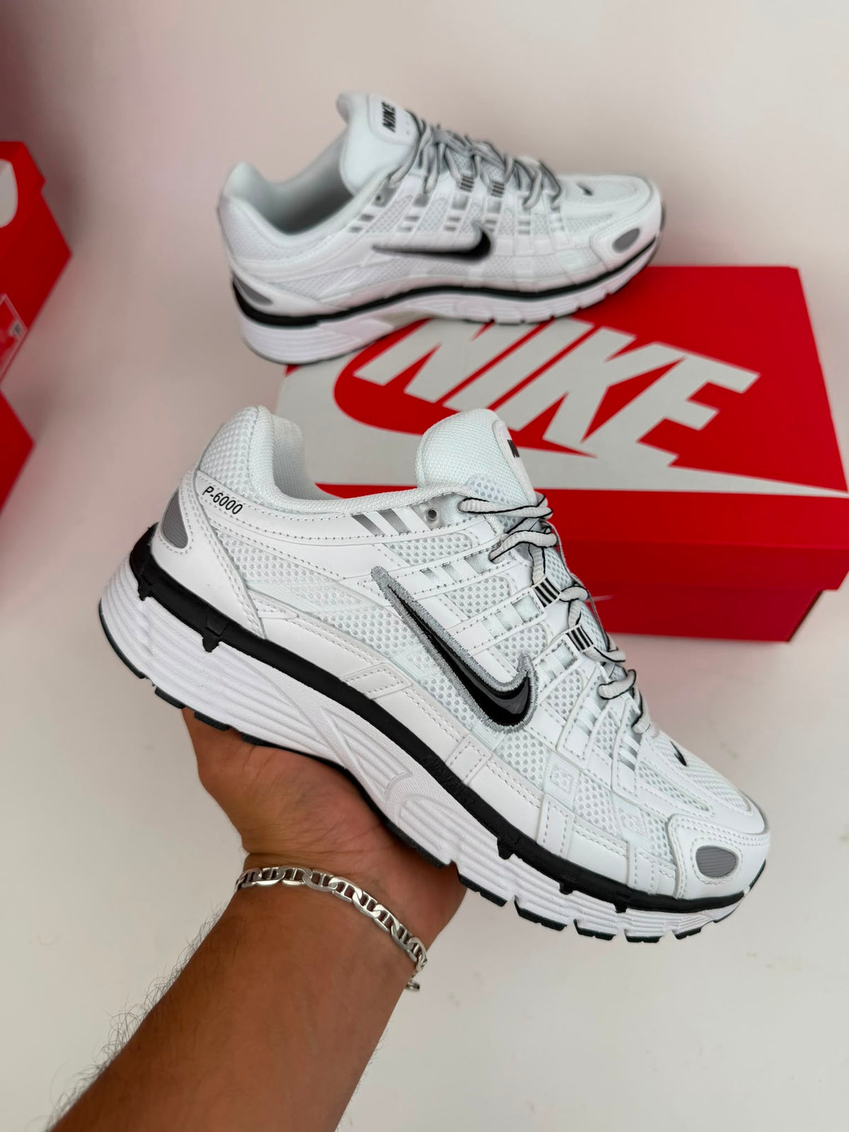 Nike P6000 Blanca/Negro