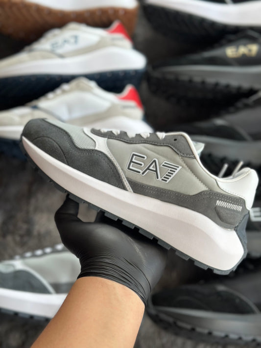 Emporio Armani 2026 Gris/Blanco