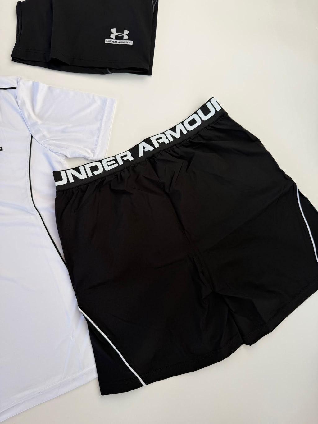 Conjunto Under Armour 2026 - Blanco