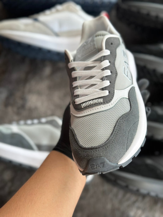 Emporio Armani 2026 Gris/Blanco