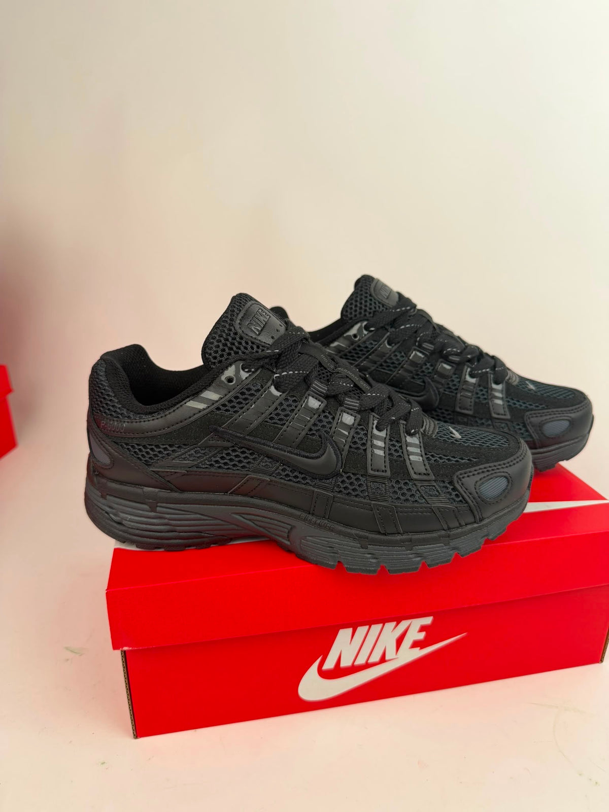 Nike P6000 Negro