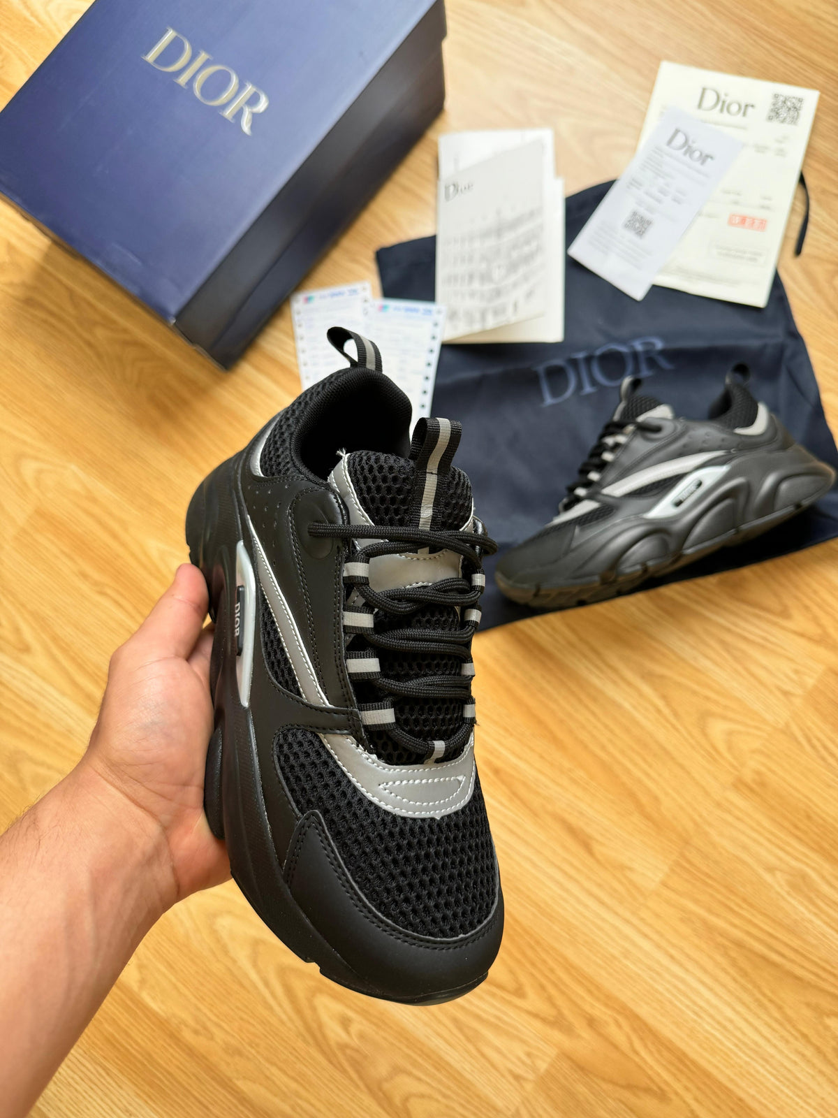 Dior B22 Negra