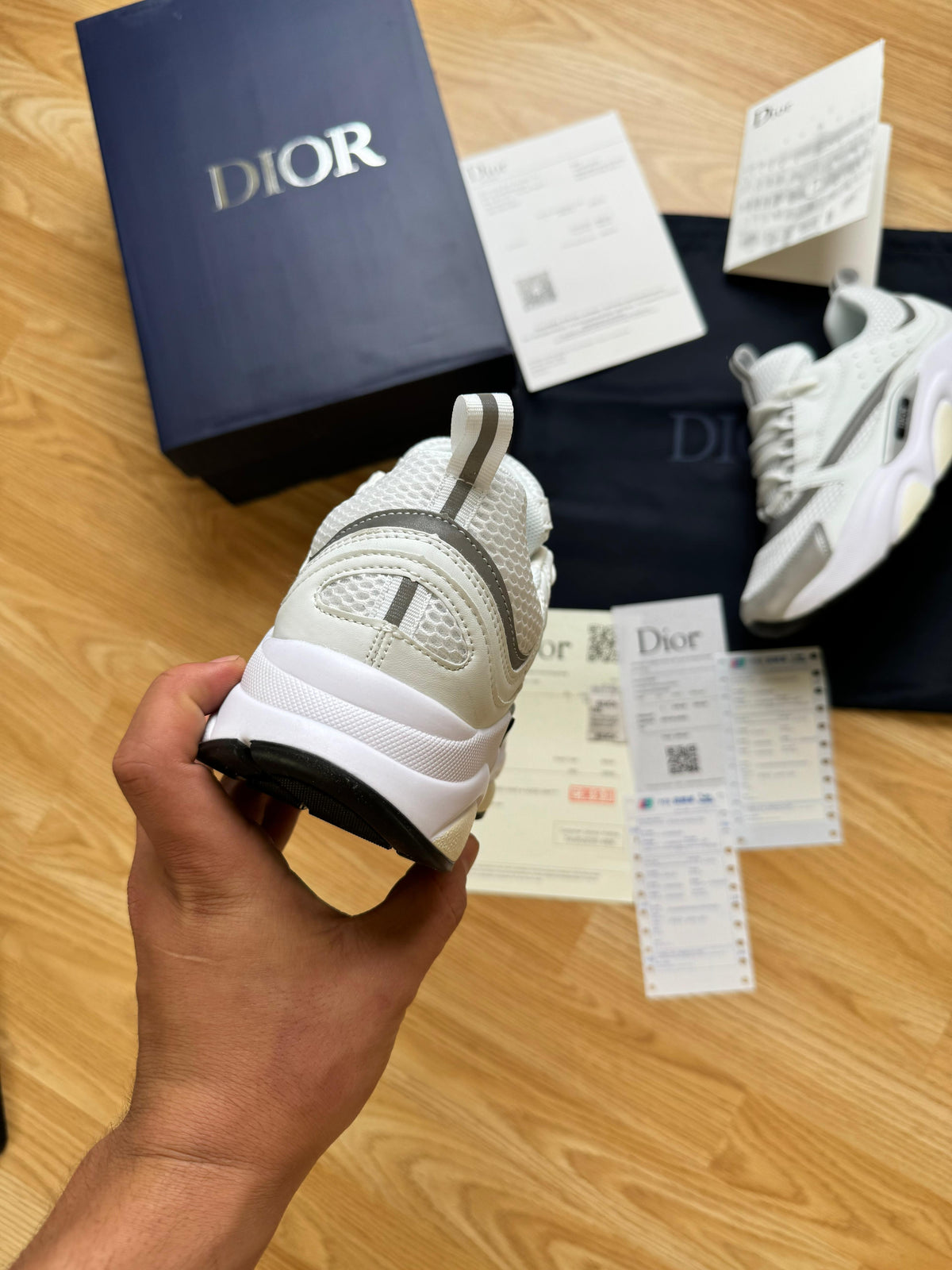 Dior b22 Blanca