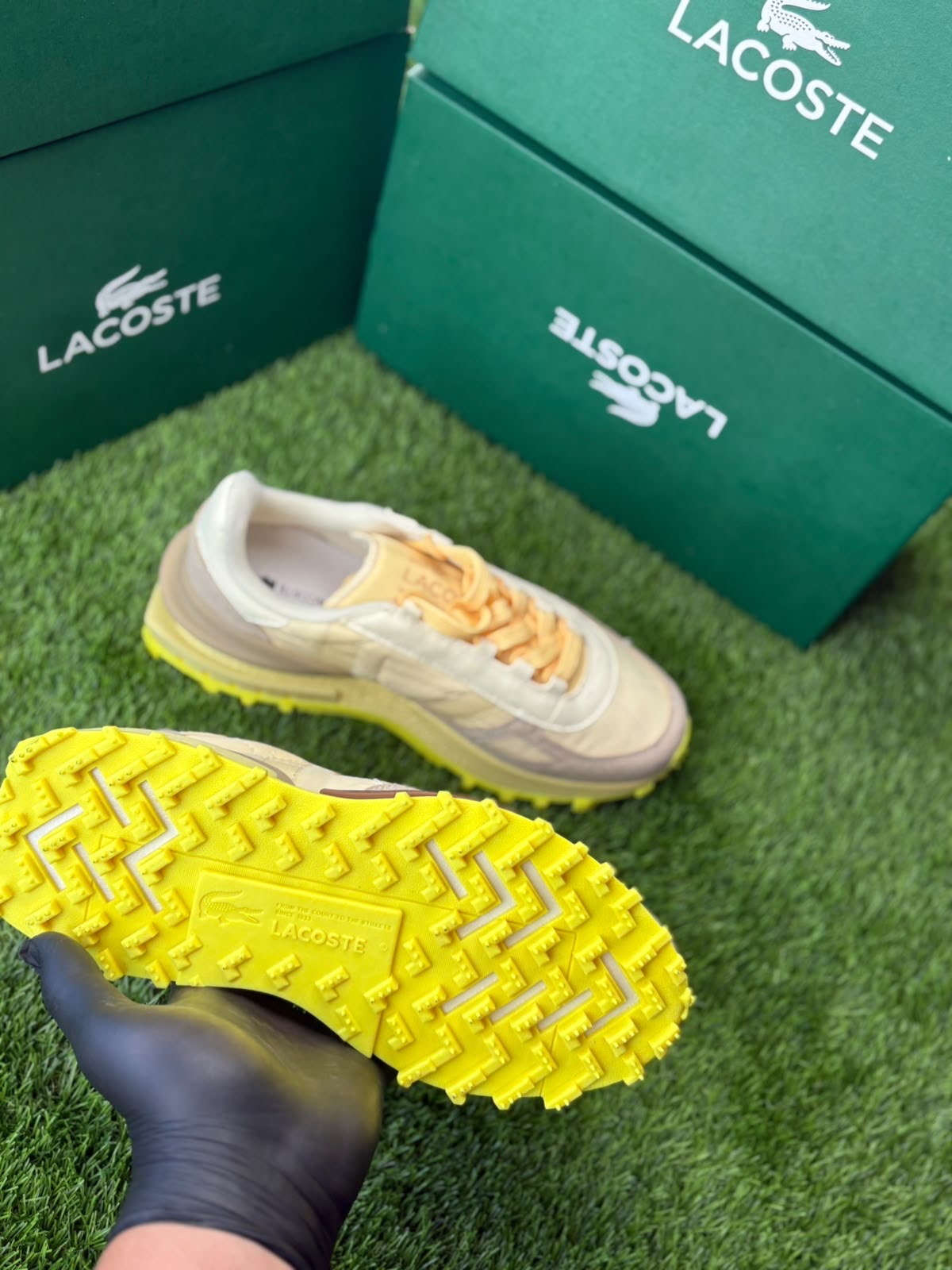Lacoste Elite Active Amarillo