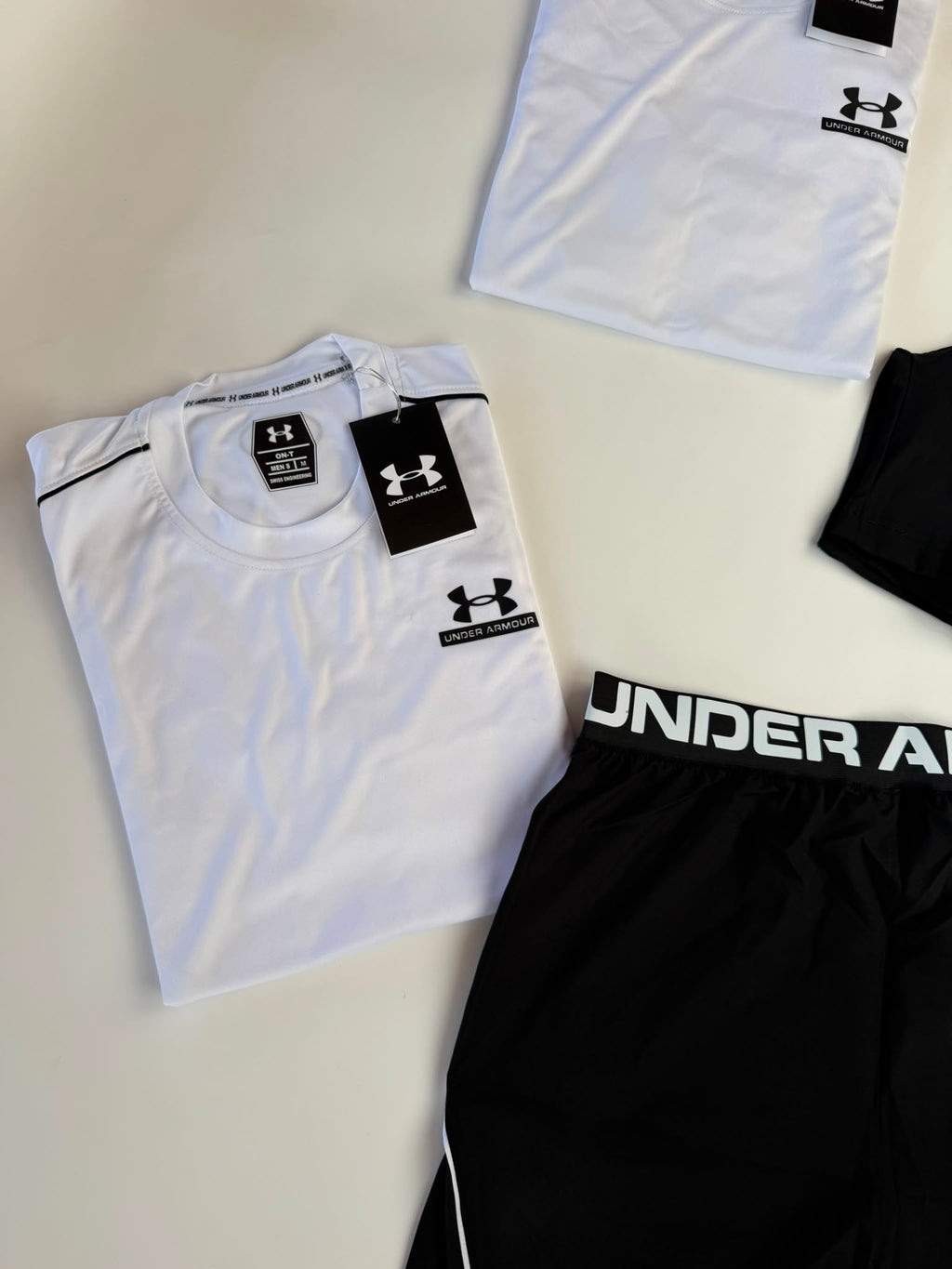 Conjunto Under Armour 2026 - Blanco